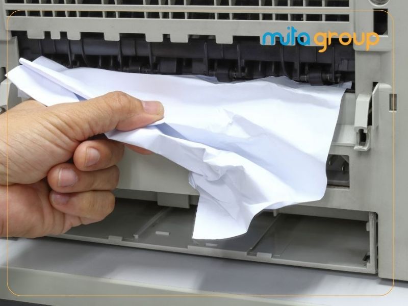 Những tình huống khiến việc sử dụng máy in bị gián đoạn